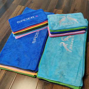 Logo personnalisé pas cher <span class=keywords><strong>de</strong></span> haute qualité séchage rapide absorbant microfibre Golf Yoga Fitness Gym Sports <span class=keywords><strong>de</strong></span> plein air ensemble <span class=keywords><strong>de</strong></span> serviettes <span class=keywords><strong>de</strong></span> sueur - Product Image 2