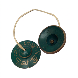 Tingsha Tibetano de Latón Estilo Budista Verde Artístico para Sanación de Chakras, Alivio del Estrés, Despertar Sonoro, Yoga, Meditación y Mindfulness - Product Image 1