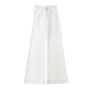 Vaqueros <span class=keywords><strong>de</strong></span> mezclilla blancos <span class=keywords><strong>de</strong></span> mujer con caída y pierna ancha, estilo real-shot, novedad <span class=keywords><strong>de</strong></span> verano 2026 - Ligeramente elásticos, no ajustados, acampanados hasta el tobillo - Product Image 5
