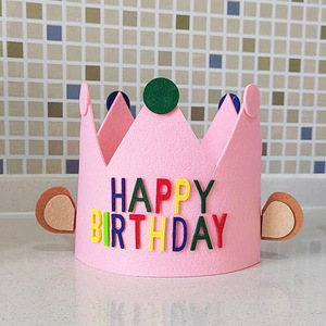 Chapeaux d'<span class=keywords><strong>anniversaire</strong></span> en feutre personnalisés 2026 – Chapeaux d'<span class=keywords><strong>anniversaire</strong></span> pour enfants avec nom brodé <span class=keywords><strong>personnalisé</strong></span> et couronne pour la décoration de fête - Product Image 3