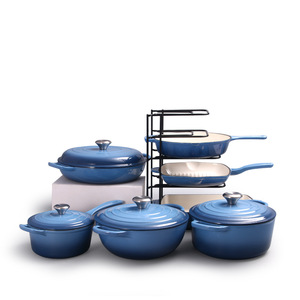 Grande batterie de cuisine moderne à usages multiples Pot à fond plat en <span class=keywords><strong>fonte</strong></span> <span class=keywords><strong>émaillée</strong></span> avec design rayé pour les fruits de mer Steak Milk Stew - Product Image 4