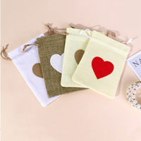 Sacs cadeaux en toile de jute avec cordon de serrage, grands sacs cadeaux à cordon, pochettes cadeaux bonus pour les faveurs de mariage, les fêtes et les festivals