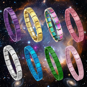 Pulsera Modular Italiana de Acero Inoxidable con Dijes Cuadrados, Elástica y Brillante - Product Image 1