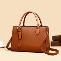 Sacs fourre-tout pour femmes en cuir PU imperméable de luxe, design simple et haut de gamme, fermeture éclair, vente en gros à bas prix