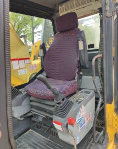 Excavatrice Caterpillar 326D d'occasion de taille moyenne 26 tonnes en bon état, sans réparations importantes, en stock - Product Image 6