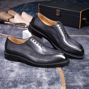 Scarpe <span class=keywords><strong>Eleganti</strong></span> da <span class=keywords><strong>Uomo</strong></span> Formali in Pelle Oxford Stampate a Mano con Suola Rossa per Business e Occasioni Sociali - Product Image 5