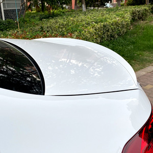 สปอยเลอร์หลังรถยนต์เมอร์เซเดส-เบนซ์ สีดำเปียโน คาร์บอนไฟเบอร์ สีขาวอาร์กติก วัสดุ ABS สำหรับรถยนต์ C-Class W206 C200 C260 C300 C43 C63 AMG - Product Image 4