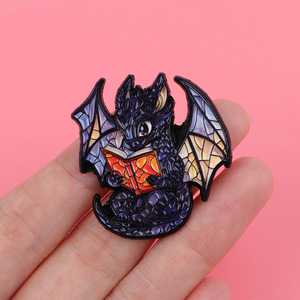 Broche en alliage de zinc émaillée Dragon Fantastique, style verre UV, créature mythique colorée, badge en métal, décoration vestimentaire - Product Image 4
