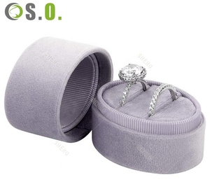 Petite boîte à bagues ovale double en velours colorée emballage de bijoux pour cadeau avec logo vente spéciale personnalisée - Product Image 1
