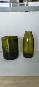 Bouteille diffuseur vide en verre recyclé écologique de 4 oz, modèle Bordeaux Fig Vetiver, avec sérigraphie et design givré - Product Image 4