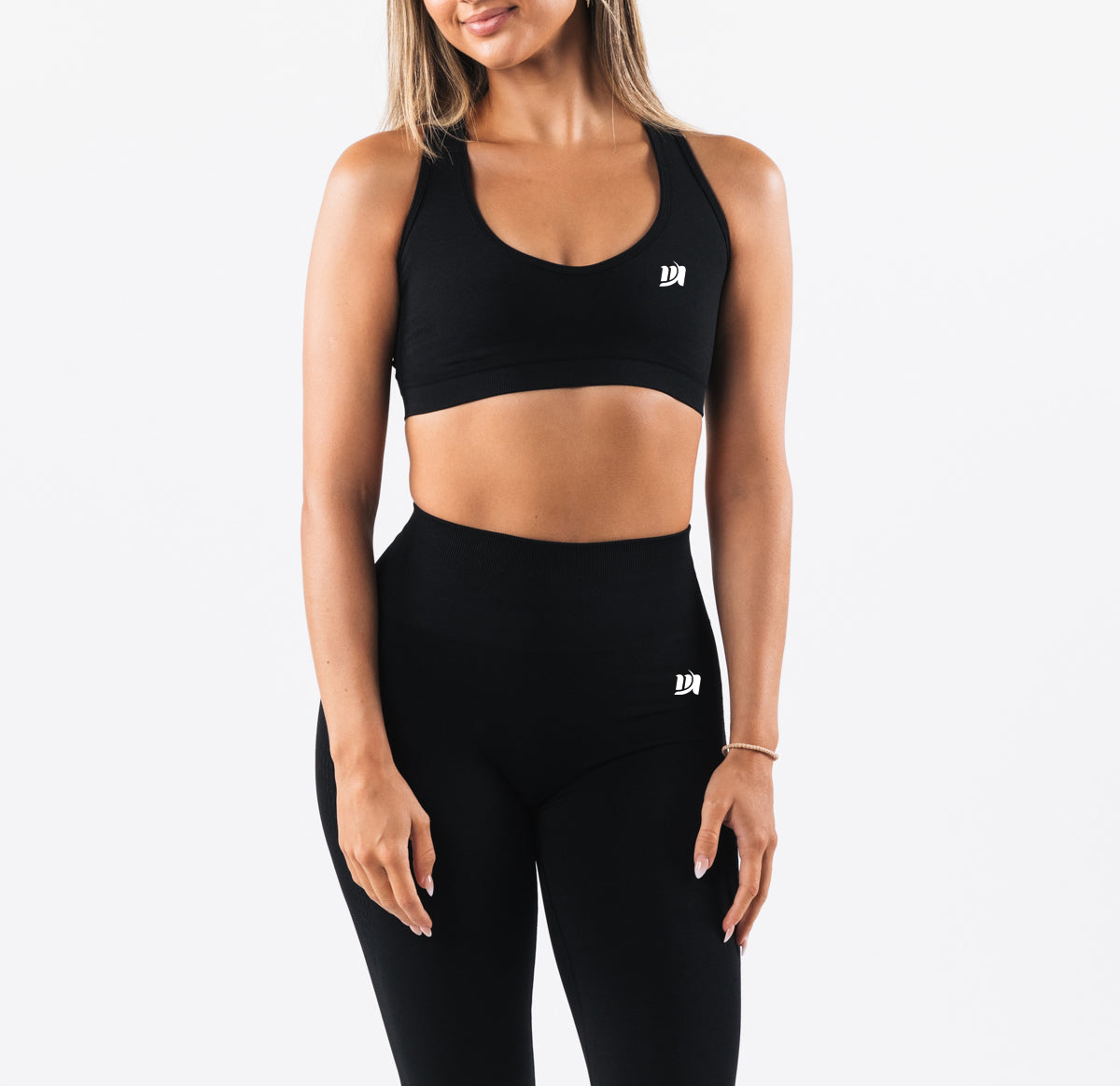 Women's Medium-Impact Seamless Bra Moisture-wicking Breathable Fabric Sports Bra