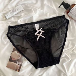 Braguitas de bikini de encaje para mujer, de talle bajo, con tiras cruzadas y lazo decorativo, de malla transparente, sexys, transpirables, ropa interior íntima al por mayor - Product Image 1