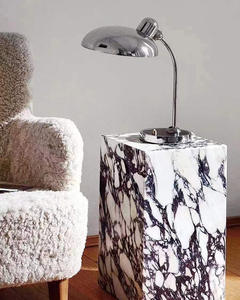 Mesa Esquinera de Mármol Pulido 100% Natural, Mesa de Cubo con Base de Mármol Calacatta Viola, Mesa de Centro de Mármol Blanco en Venta - Product Image 4