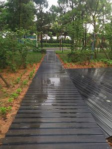 Suelo de bambú sólido de 12mm impermeable para exteriores para jardines, piscinas y parques-Fácil instalación con método de flotación con pegamento - Product Image 4