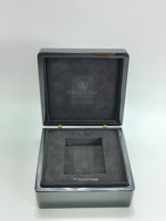 Boîte cadeau exclusive en laque de piano Boîte de rangement en bois de luxe pour bijoux de montres Boîte de présentation de bijoux en bois personnalisée faite à la main