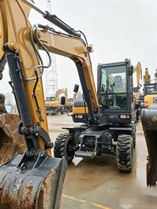 Vente Flash : Excavatrice Hydraulique sur Roues XE60WGH d'Occasion, 6 Tonnes, Haute Performance et Fiable, Fourniture Directe Usine - Product Image 1