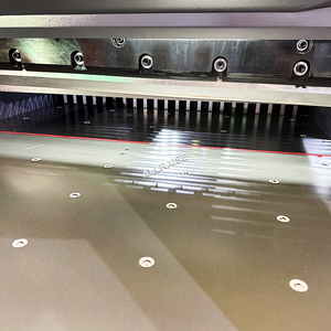 Prezzo di fabbrica automatico A4 carta ghigliottina decespugliatore macchina per tagliare carta idraulica pesante - Product Image 3