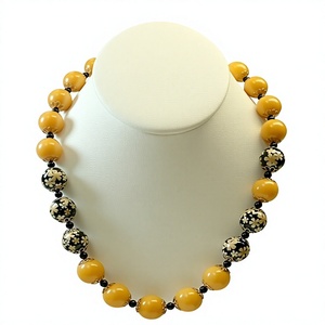 Nouveau collier multirangs en perles d'ambre, pierres naturelles, design élégant, bijou unisexe, accessoire de mode pour femme, idéal pour mariage et fête - Product Image 3