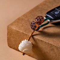 Gantungan Kunci Teratai Bodhi Alami Liontin Biji Teratai Ukiran Tangan Gaya Retro Cina Ornamen Gantung Tas Kunci Mobil Hadiah untuk Wanita