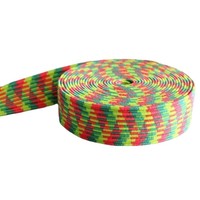 Bande élastique en caoutchouc tressé de polyester plat rayé de couleur mélangée de 2cm de largeur pour la corde à sauter d'enfants