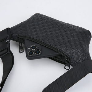 Sac de taille multifonctionnel pour hommes, sac de poitrine imperméable de grande capacité pour sports de plein air, sac de poitrine à bandoulière de couleur unie - Product Image 4