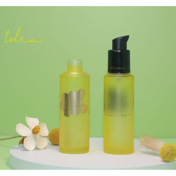 สีเหลือง