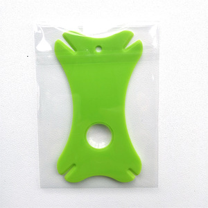 Tarjeta Antipulgas y Garrapatas para Mascotas con Herramienta para Capturar Insectos para Gatos y Perros - Atrapa Insectos Multifuncional - Product Image 6