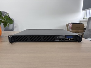 Processeur DTV modulaire DMP300 prenant en charge ISDB-T DVB ATSC, 6 emplacements Hot Swap, encodeur IP Gigabit SFP, tuner, plateforme modulateur ISDB-T - Product Image 1