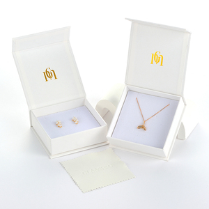 GLAMPKG Printed LOGO <b>Magnetic</b> Closure Jewellery Gift Paper Box Luxury Folding <b>Magnetic</b> Jewelry <b>Button</b> Pouch Packaging - Product Image 6