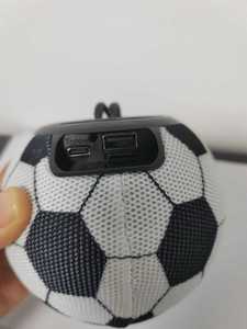 Altavoz <span class=keywords><strong>Mini</strong></span> LED Recargable Multifuncional con Forma de Balón de Fútbol, con Clasificación IP44 para Estadios Deportivos - Product Image 5