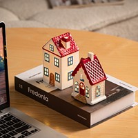 Lampe d'ambiance LED de Noël en céramique nordique style Instagram, petite maison, ornement de bureau, décoration moderne pour la maison, artisanat transfrontalier