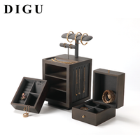 Boîte à bijoux rotative carrée en bois DIGU avec tiroirs multicouches doublés de microfibre pour organiser bagues, boucles d'oreilles, colliers et bracelets