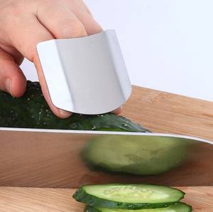 Protector de dedo de acero inoxidable, accesorio de cocina, para cortar - Product Image 1