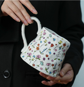 Encantadora taza de café grande con patrones de flores, tazas de cerámica con mango grande, taza de café con flores de ensueño, bonito regalo femenino - Product Image 3