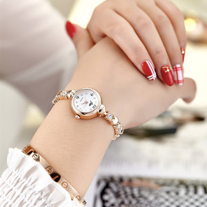 Marca de moda, edición coreana, reloj de pulsera, banda de acero para mujer, banda fina, reloj de moda de cuarzo electrónico para mujer - Product Image 6