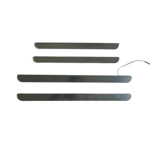 Plaque <span class=keywords><strong>de</strong></span> <span class=keywords><strong>seuil</strong></span> <span class=keywords><strong>de</strong></span> porte LED Wodisi pour Land Cruiser 2008-2021, marchepied en acier inoxydable avec LED TY0345 pour LC200 - Product Image 1