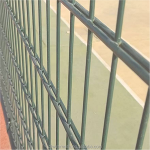 Panneau de clôture en treillis <span class=keywords><strong>m</strong></span>étallique galvanisé après soudage, treillis <span class=keywords><strong>m</strong></span>étallique robuste GAW antirouille pour la protection agricole - Product Image 1