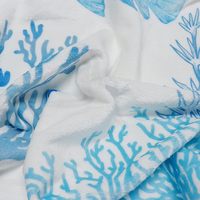 Blaue Küsten-Überwurfdecke aus Flanell-Fleece mit gewebten Seesternen, Muscheln und Korallen für Bett und Couch
