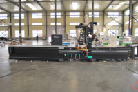 Router CNC para Madera con Alimentación y Anidamiento Automáticos para Fabricación de Gabinetes, con Husillo de Taladro y Sierra HSD, Precio Competitivo