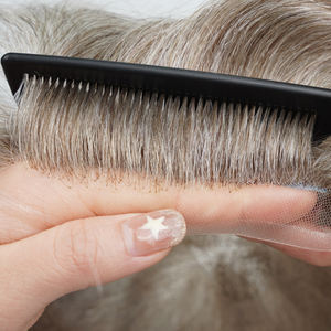 Newtimes <span class=keywords><strong>Hair</strong></span> Custom Indian Remy <span class=keywords><strong>Hair</strong></span> Steil Licht Gewicht 80% Dichtheid Kant Heldere Pu Heren Toupet Pruiken Met Onzichtbare Knopen - Product Image 2