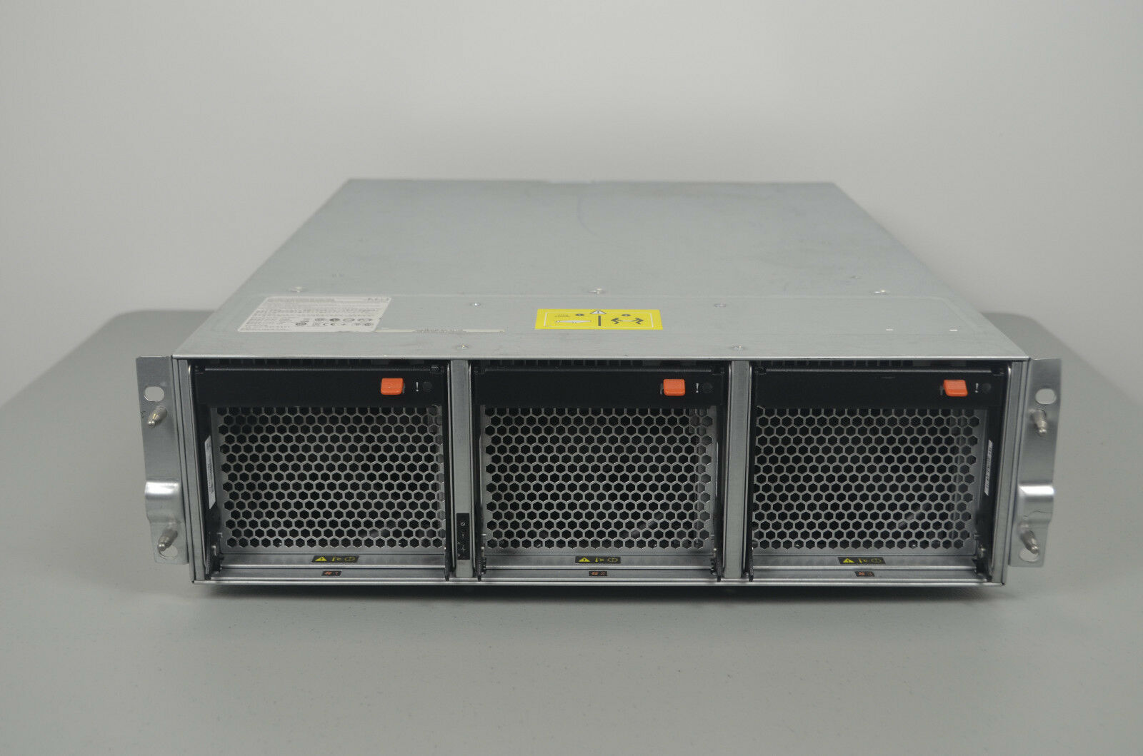 NetApp FAS3240 NAF-0901 Filer Disk with 111-01060 Controllers
