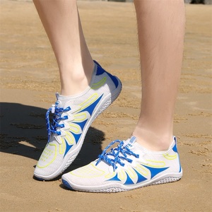 Chaussures d'eau respirantes pour hommes et femmes, chaussures de sport d'extérieur, nu-pieds de pataugeoire, pour la Gym, le Fitness, à séchage rapide, pour Couple, tendance <span class=keywords><strong>2022</strong></span> - Product Image 4