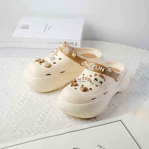 Heyun Crocs Platform Clogs Zapatos informales de verano para mujer con tacón de 3 cm y suela gruesa con diseño de gato rosa blanco - Product Image 2