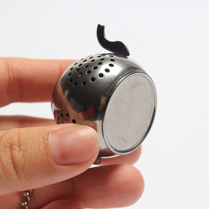 Teiera a forma di infusore per tè 304 in acciaio inox palla da tè <span class=keywords><strong>con</strong></span> catena in oro argento gancio e vassoio di gocciolamento per ufficio filtro da cucina - Product Image 3