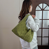 Sac de voyage imprimé à livraison rapide, sac de sport tendance avec logo personnalisé, sac fourre-tout esthétique polyvalent de qualité supérieure, prix d'usine, sac de yoga