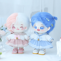 Figurine en peluche jouet vente chaude personnaliser vêtements de poupée kpop en peluche 20cm tenues de poupée costume pour poupée humaine en peluche