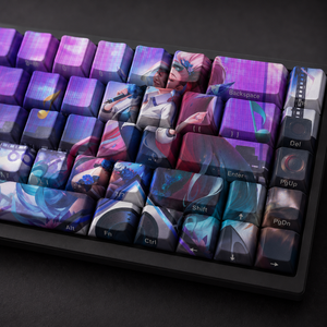 LOL <span class=keywords><strong>KDA</strong></span> ALL OUT Seraphine Rising Star - Juego de 68 Teclas PBT con Impresión Lateral por Sublimación para Teclado Mecánico de Juegos - Product Image 5