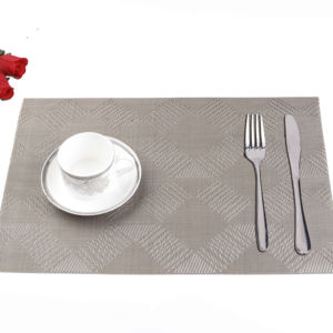 Ensemble de tapis de Table rectangulaire en PVC écologique léger classique Style tissé chinois vintage antidérapant pour une utilisation à domicile dans la cuisine et l'hôtel - Product Image 1