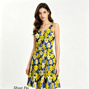 Abito da donna senza maniche con stampa di narcisi gialli e giacinti blu, modello A-Line, per feste primaverili - Product Image 1