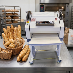 Machine à façonner, étirer et couper la pâte complète pour pain, machine à baguettes pour boulangerie - Product Image 1
